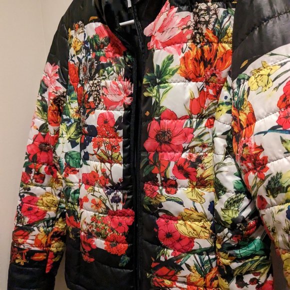 Lucy Paris Floral Multicolored Puffer Coat Jacket Size M - Picture 2 of 5